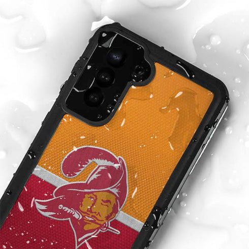 NFL Tampa Bay Buccaneers Vintage Galaxy S24 Plus Waterproof Case